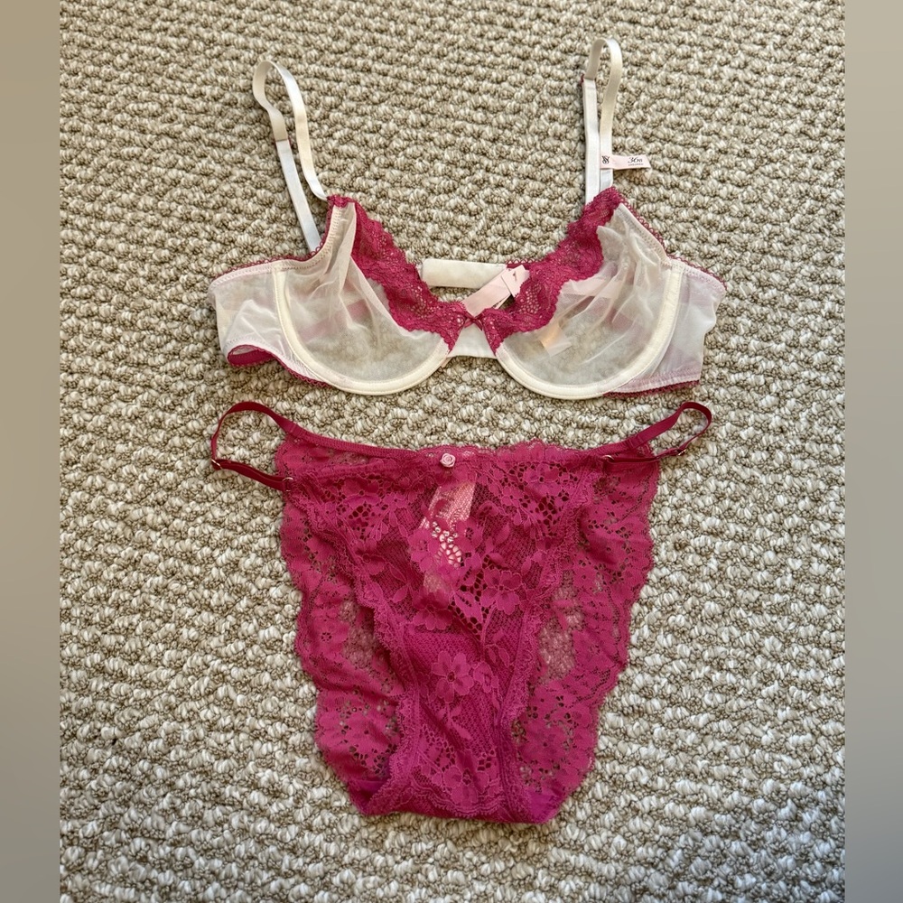 Victoria's Secret Lace Bra Set in Pink and White